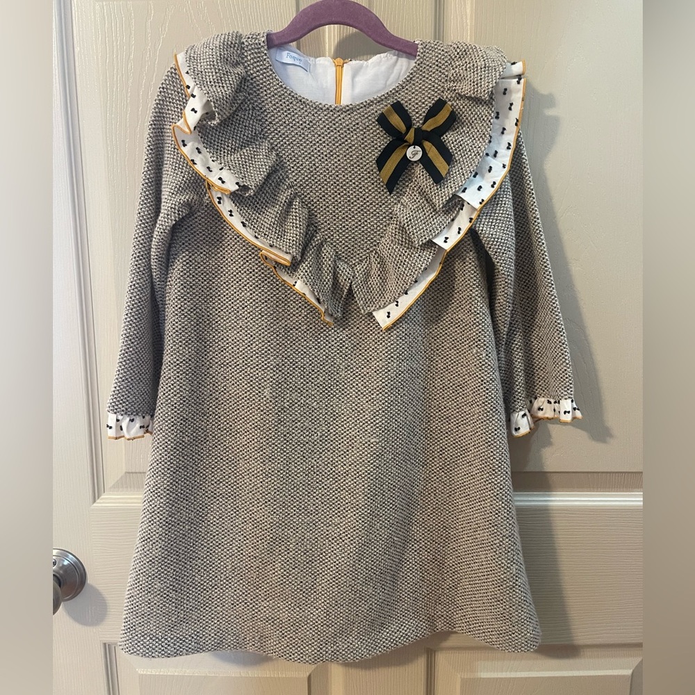 Girls dress